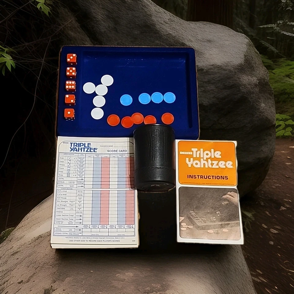 Vintage 1978 Milton Bradley DELUXE TRIPLE YAHTZEE Dice Game USA Made - Image 2 of 3