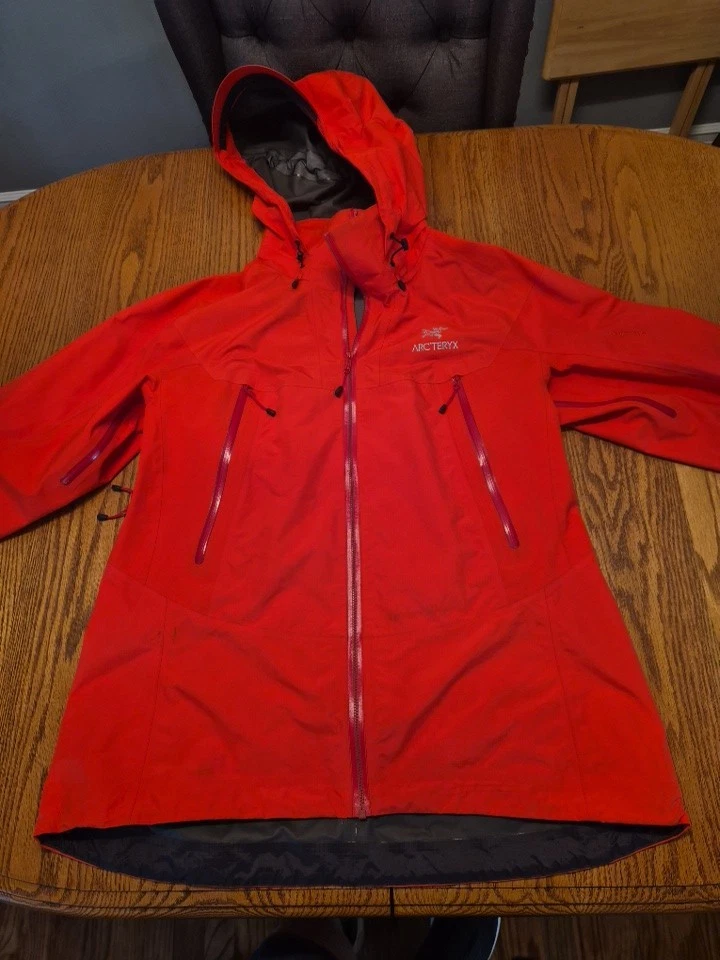 Arcteryx Gore Tex Jacket In Women's Coats & Jackets for sale - eBay