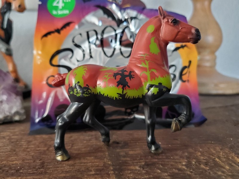 Breyer HORSE 712455 Halloween Special SERIES 4  Samhain G3 BELGIAN 2022