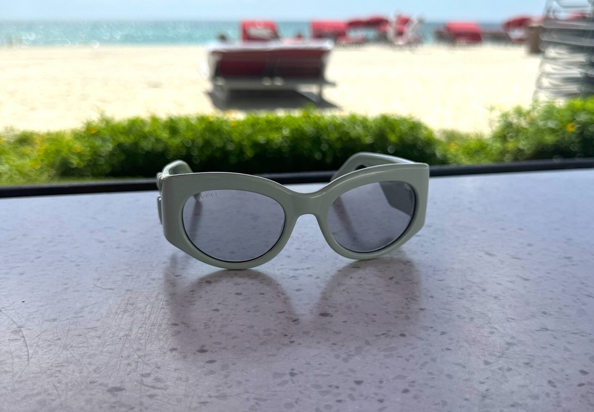 Gucci GG1544S 003 Brand New Green Green Grey Oval Sunglasses 