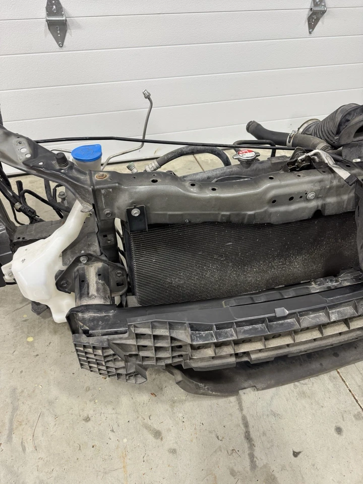 HONDA CR-Z CRZ 2011-2016 RADIADOR DELANTERO NÚCLEO SOPORTE DERECHO E IZQUIERDO MARCO RIEL OEM Foto 4 de 4