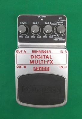 BEHRINGER FX600 Digital Multi-FX Pedal Chorus Delay Phaser Tremolo Pitch Shifter