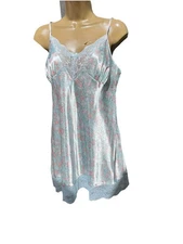 Thalia Sodi  Pretty Lace Short Nightgown Size Lg Adjustable Straps =NEW