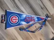 Chicago Cubs Team Pennant & LANYARD