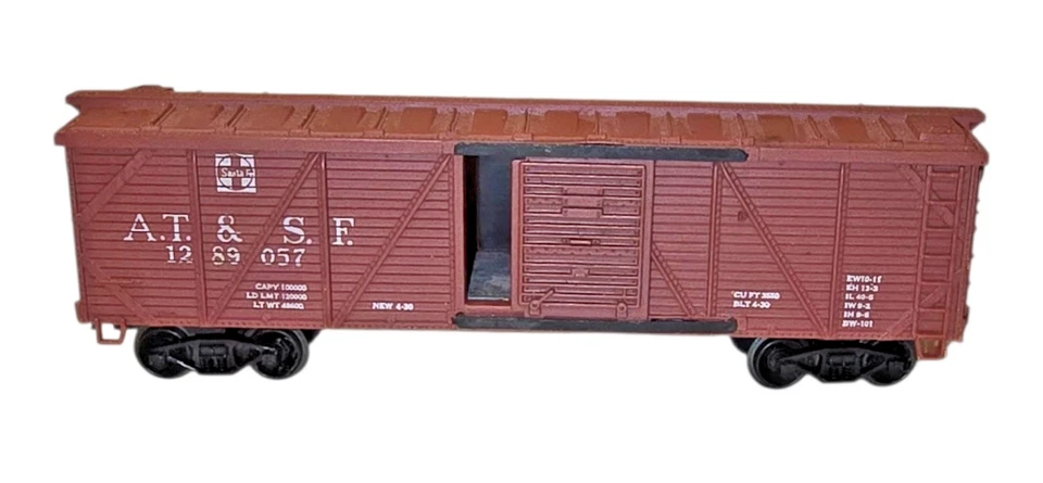 Lot Of 3 Vintage Freight Cars Wood Sided Cattle & Box Car Mantua RTR READ - Image 4 of 4