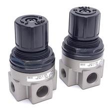 Lot of 2 SMC NAR111-N01-X247 Regulator, 3-Port, 1/8in NPT, 150psig (1.0MPa)