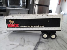 Buddy L Corp. Metal Mack Semi Truck Tractor Trailer Missing Back Door