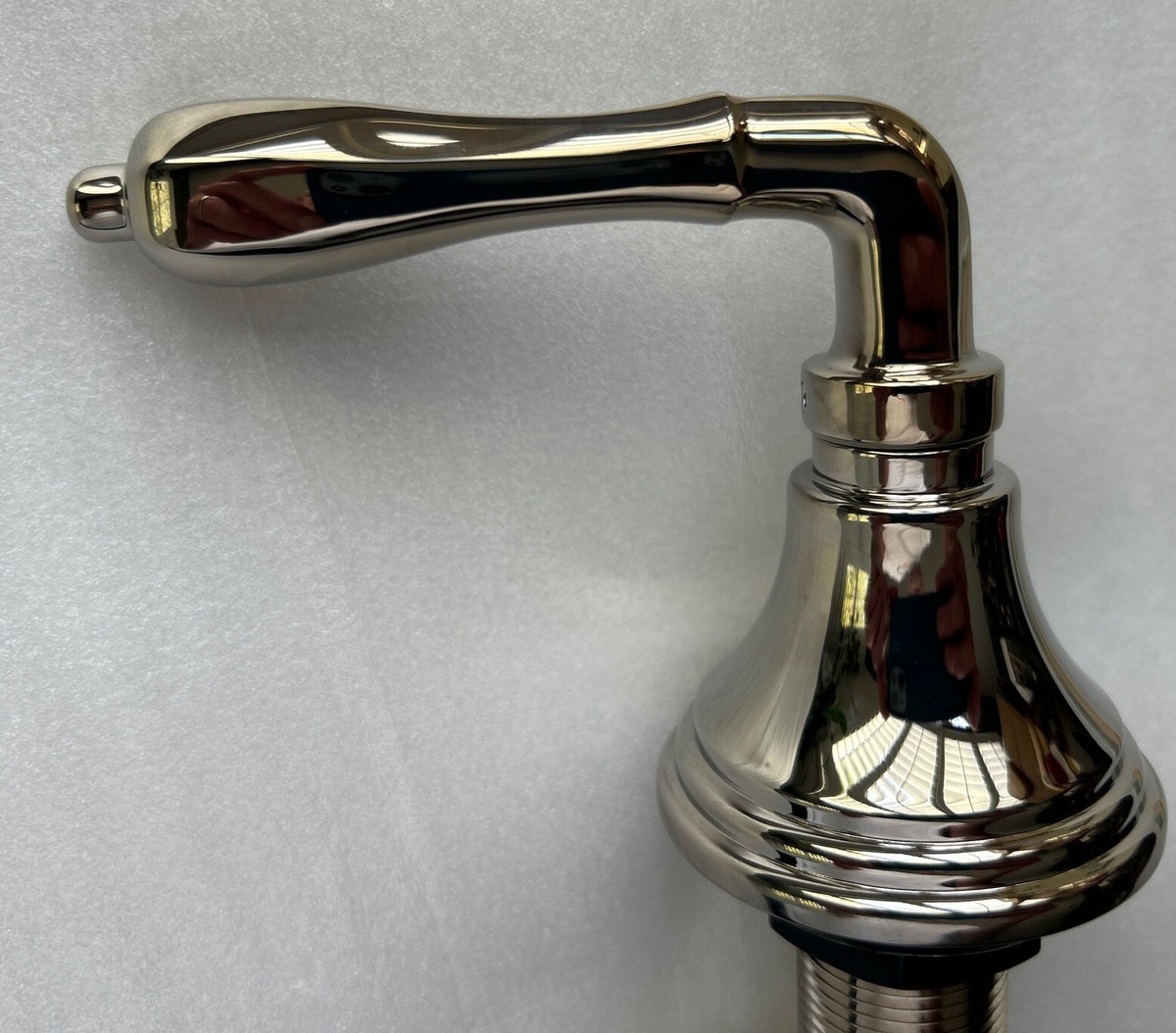 NOS Jado Victorian Luxury 853/248/150 Widespread Faucet