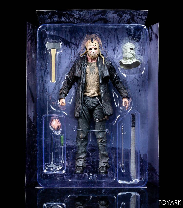 NECA Friday The 13th 2009 Jason·Voorhees Deluxe Edition In
