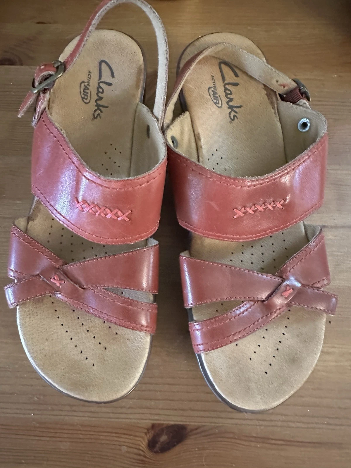 Sandali Clarks Baublesq Active Air taglia 7 W slingback in pelle con tacco 2"