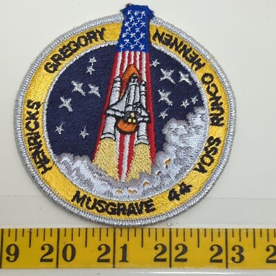 Vintage NASA Atlantis Patch STS-44 Space Shuttle Henricks Musgrave Gregory 