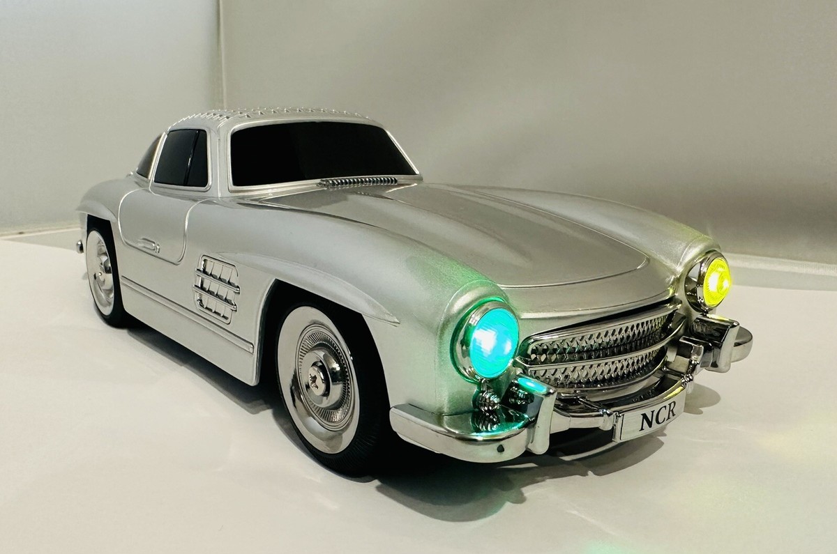 Classic Mercedes-Benz 300 Roadster Silver Bluetooth Portable