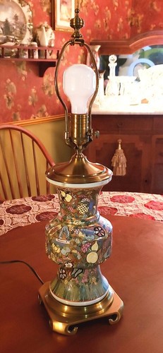 Vintage 23"Exquisite Oriental Wildwood Lamp Gold Bearer Lamp, model # 7426. - Picture 2 of 24