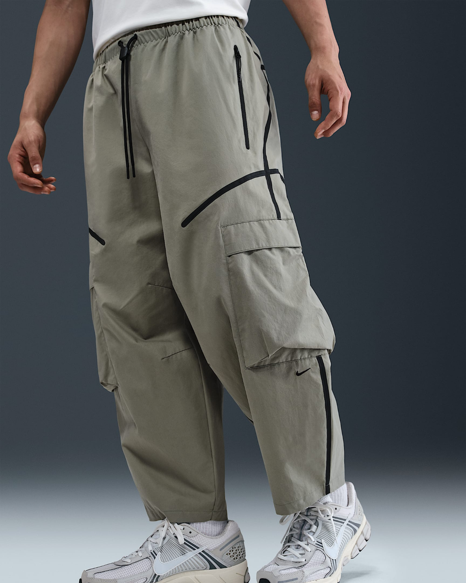 Nike Tech Cargo Sneakers Pant Light Army HJ2951-320 Japan