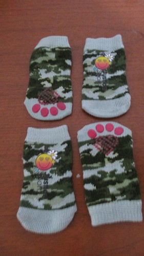 JUSTICE SPORT~Set of 4 Blue & Green Camo DOG ANTI SLIP Pet SOCKS~Size XS