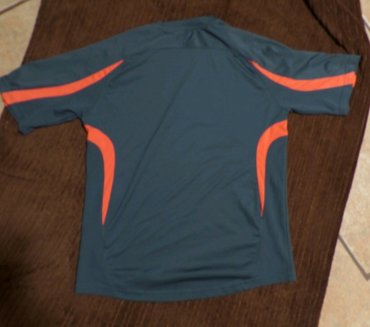 Picture 2 of 4