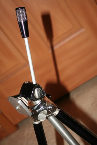 VINTAGE QUICK SET Made in USA METAL TRIPOD with Reversible Metal Post Tripod * - Picture 3 of 8
