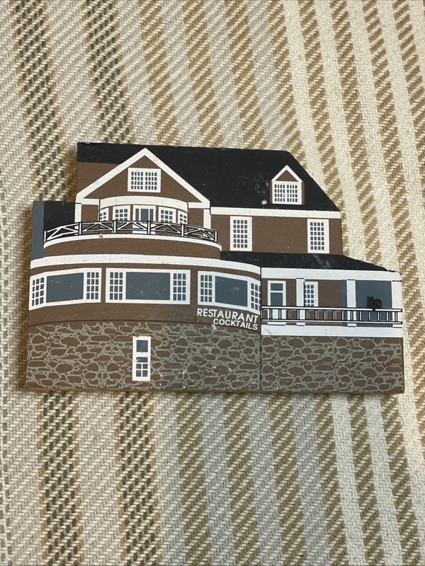 1991 Cat’s Meow Bar Harbor Inn Maine Vintage shelf sitter