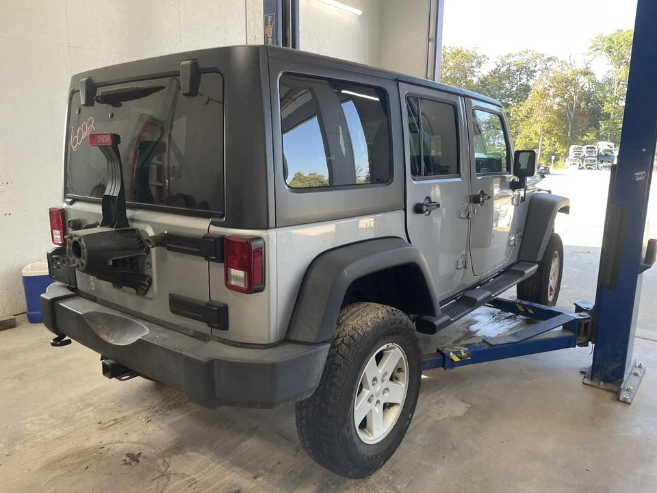 Used Speedometer Gauge fits: 2018 Jeep Wrangler cluster Sahara 100 MPH w/vehicle Foto 4 de 4