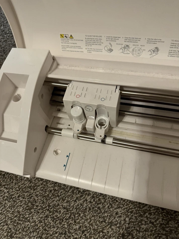 Sistema de corte de escritorio Silhouette Cameo 3 máquina troquelada Bluetooth Foto 3 de 4