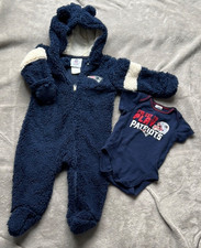 New England Patriots NFL Infant Baby Boys Zip up Fleece one piece 3-6 mo