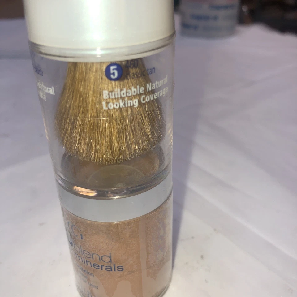 CoverGirl Trublend Micro Minerals Foundation 460 Classic Tan - Image 3 of 4