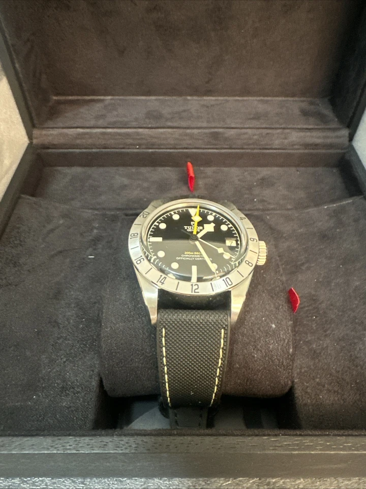 Juego completo cronómetro automático TUDOR Black Bay Pro GMT esfera negra 79470 Foto 2 de 4