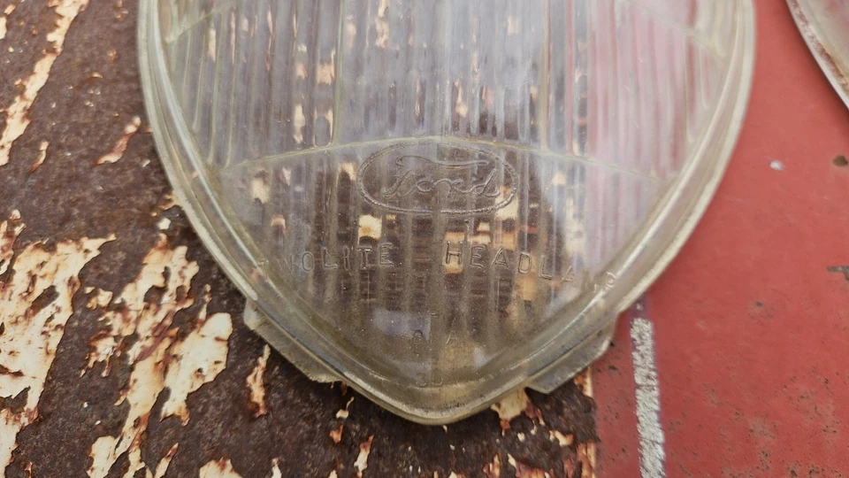 Пара оригинальных объективов для фар 1937-1939 Ford Standard Twolite 81-A 1938 - Изображение 4 из 4