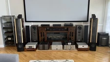 Pair of Martin Logan Aeon-i Speakers, Local Pickup Only