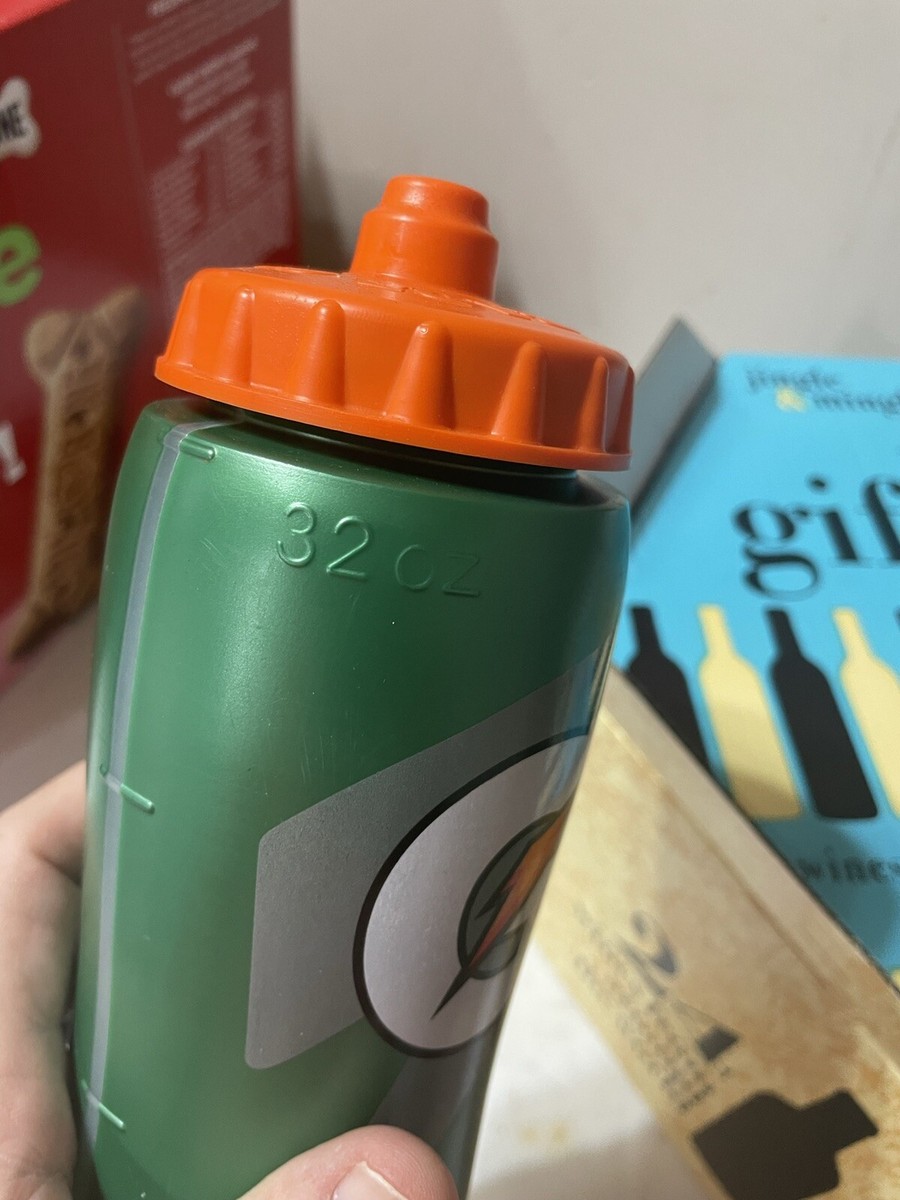 Gatorade Water Bottle G Logo Squeeze Green Orange 32 Ounce