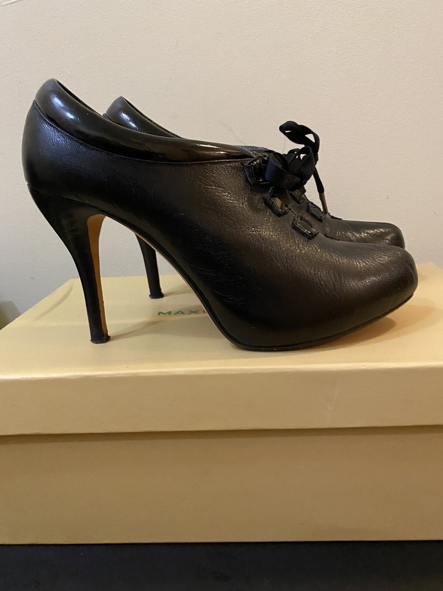 Max Studio Zanzibar Black Leather Lace Up Heels Booties EUC