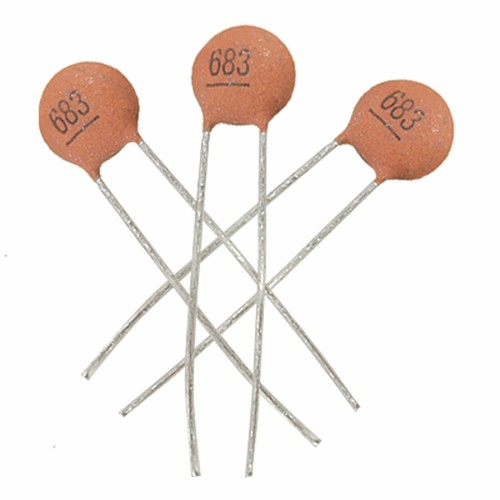 Condensadores Cerámicos DIP Baja Tensión 50 x 0.068uF 50V- - Imagen 1 de 1