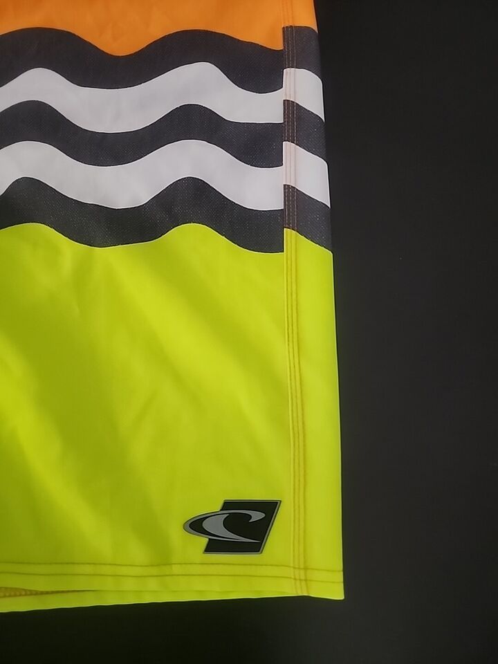O’NEILL Jordyfreak Men’s Neon Yellow Striped Board Shorts Size 33 EUC ...
