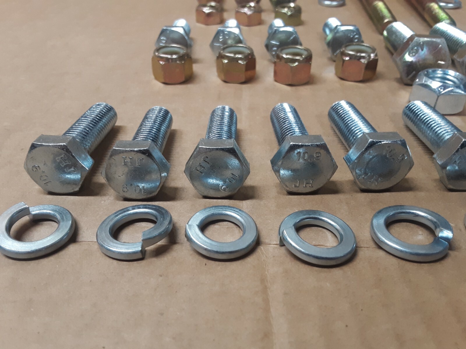 Boss LTA04767B Snow Plow mount Bolt Kit 9910 Chevy/GM 2500 3500 RT3