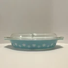 Vintage PYREX  1.5 Quart Divided Oval Snowflake Blue - Made in USA