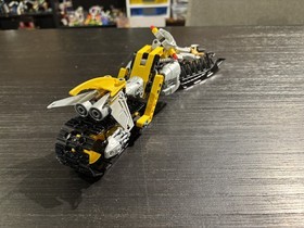 LEGO Bionicle CENDOX V1 Set #8992 Glatorian Complete w/ Instructions