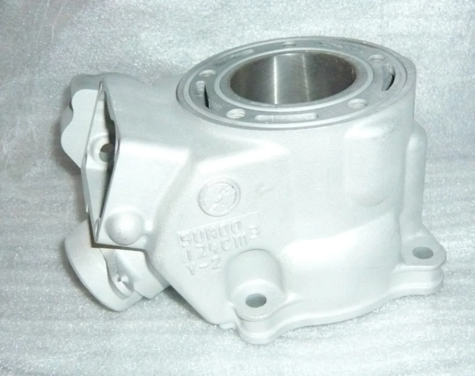 5UN-11311-00 cylindre d'origine avec revasil neuf en côte A pour 125 YZ de 2003 - Photo 1/4