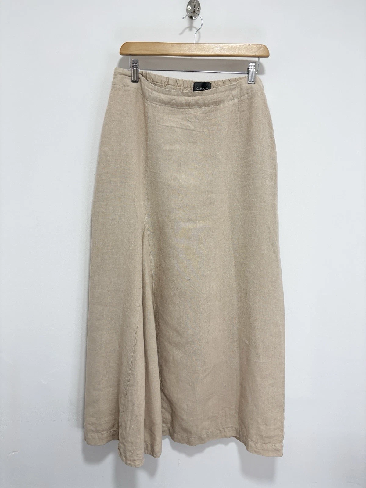 OSKA Linen Skirt Size 3 Beige A Line Side Zip Elasticated Waistband Lagenlook
Opens in a new window