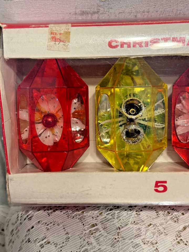 5 Vintage Mid Century Jewelbrite Diorama Christmas Ornaments Flower Bells NOS - Image 2 of 4