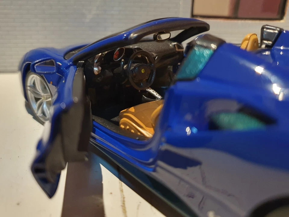 Ferrari 488 Pista Spider Blue 2020 1:24 Scale Model Car Ltd Ed 1950 166 Tribute - Image 4 of 4