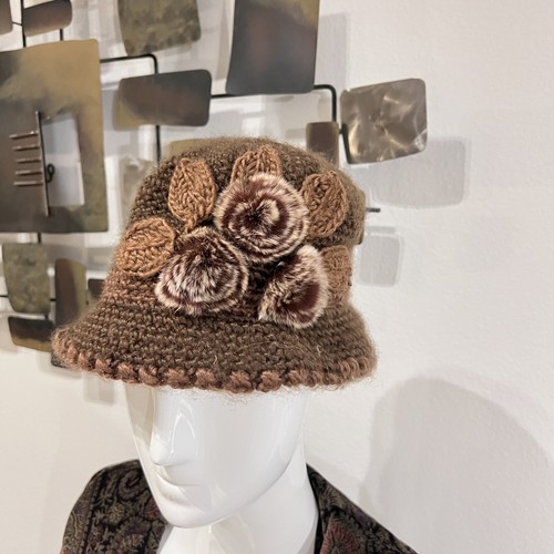 Brown Knitted Crochet Women’s Brim Hat - Picture 2 of 10