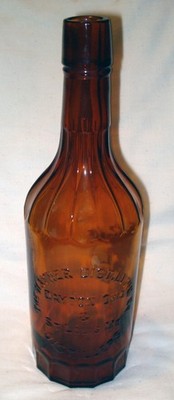 1897 Hayner Distilling Dayton Ohio St Louis MO Distillers Amber Whiskey Bottle