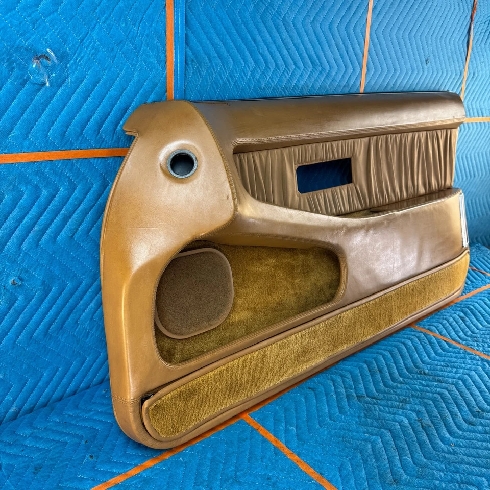 Chrysler TC Maserati 1989-1991 46 k puerta derecha panel interior fabricante de equipos originales Foto 2 de 4