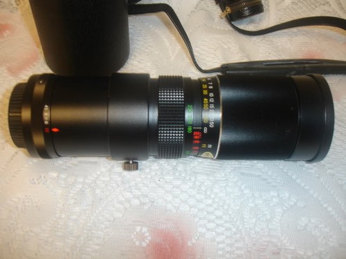 Konica Pro Telephoto 35mm Camera Lens 90-230mm w Case