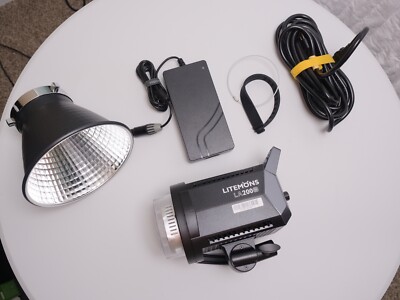 Godox LA200BI Litemons Bi-color COB LED light 200 Watts Bowens Mount