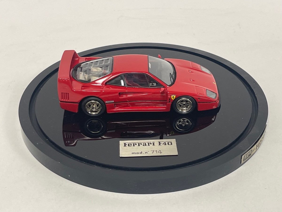 1/43 BBR Ferrari F40 Dome display Dealer edition VERY RARE 1/43 BBR Ferrari F40 Dome display Dealer edition VERY RARE