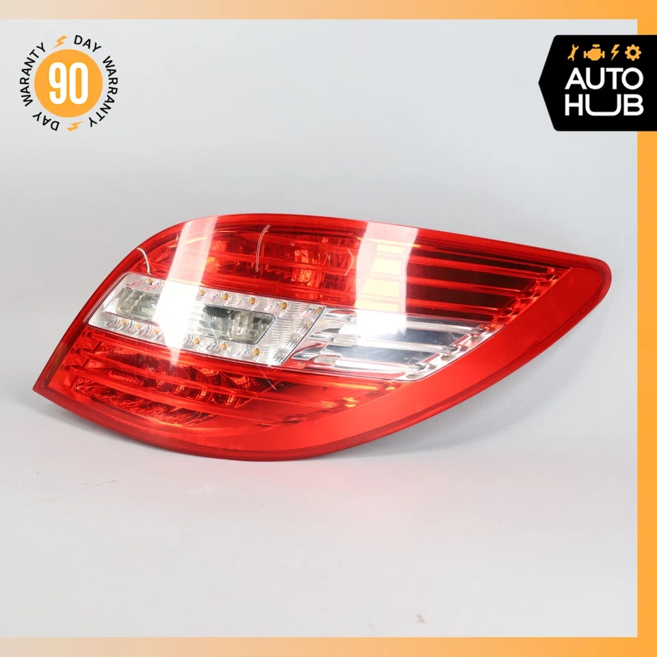 Задний фонарь для Mercedes W251 R350 11–13 годов выпуска задний правый со стороны пассажира от оригинального производителя - Изображение 2 из 4