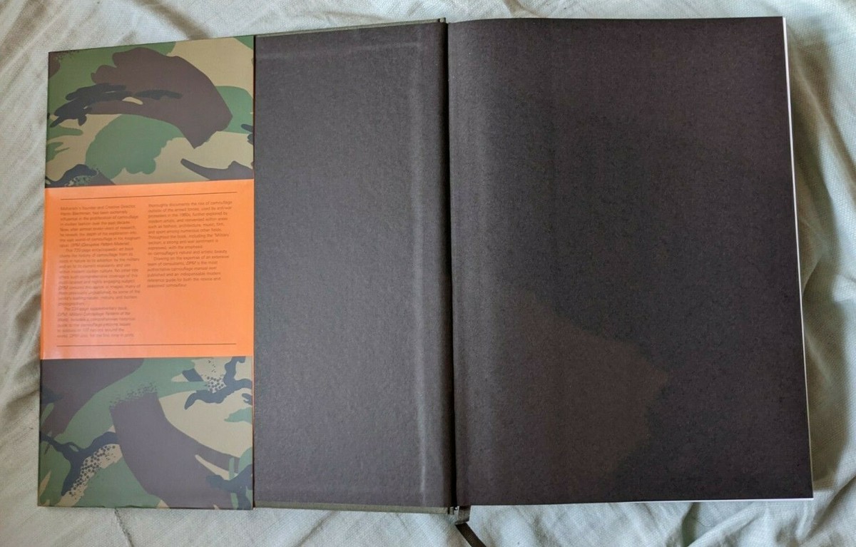 DPM maharishi 迷彩　アートブック DPM disruptive pattern material book isbn 0-9543404-0-x