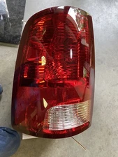 Keystone CH2818124C Tail Light