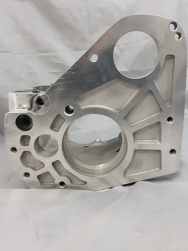NEW ULTIMA 201-59 POLISHED 6-SPEED LEFT SIDE DRIVE TRANS. CASE HARLEY SOFTAIL - Picture 4 of 7